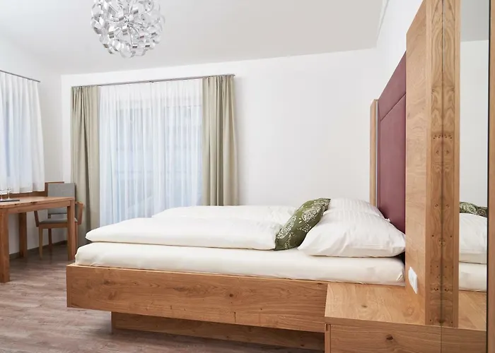 Weinhof - Gaestehaus Maier Angern