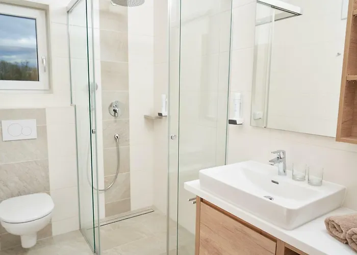 Weinhof - Gaestehaus Maier 3*