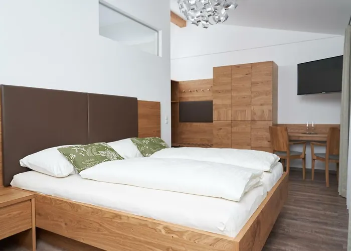 Weinhof - Gaestehaus Maier Pensión